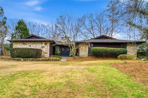 5268 Santee St, Stone Mountain, GA 30087
