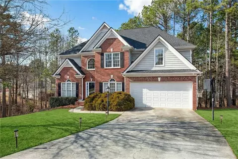616 Piping Rock Pt, Lawrenceville, GA 30043