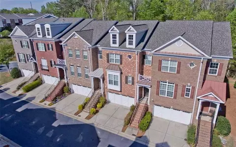 12801 Doe Drs, Alpharetta, GA 30004