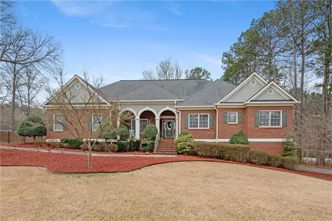 3937 Bridgewater Ln NW, Acworth, GA 30101