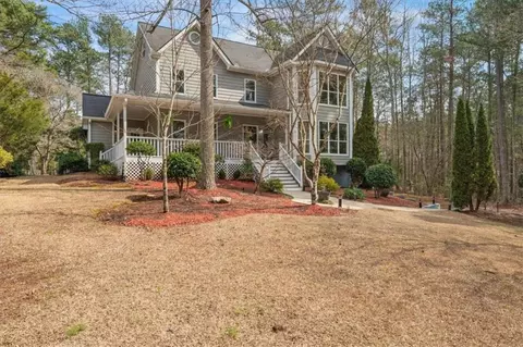 8078 Longleaf Dr, Villa Rica, GA 30180