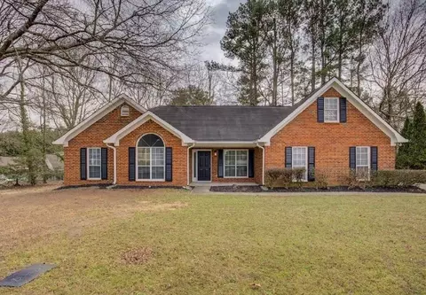 9528 Margaret Ln, Jonesboro, GA 30238
