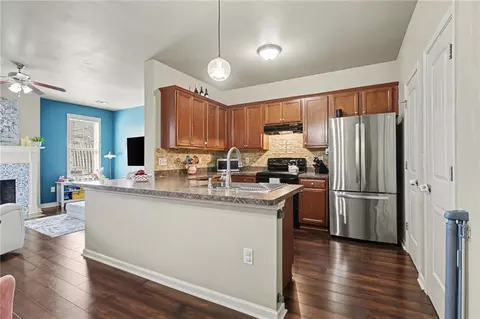 404 E Gate Trl, Ball Ground, GA 30107 photo 9