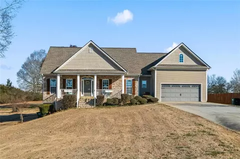218 Bowdoin Ln, Adairsville, GA 30103