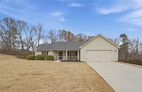 228 Falling Leaf Ln, Winder, GA 30680