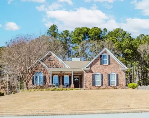 4338 Watley Pl, Hoschton, GA 30548