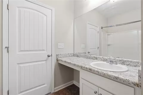 Bath - 317 Brook Ct, Temple, GA 30179 photo 1 of 2