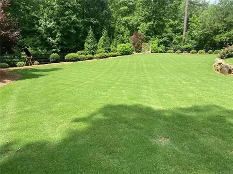 Exterior - 14624 Timber Pt, Milton, GA 30004 photo 12 of 17