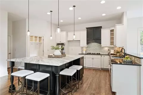 Kitchen - 14624 Timber Pt, Milton, GA 30004 photo 2 of 5