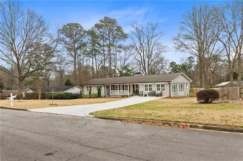 1845 Evergreen Ln, Alpharetta, GA 30009
