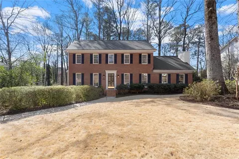 1098 Princeton Walk NE, Marietta, GA 30068