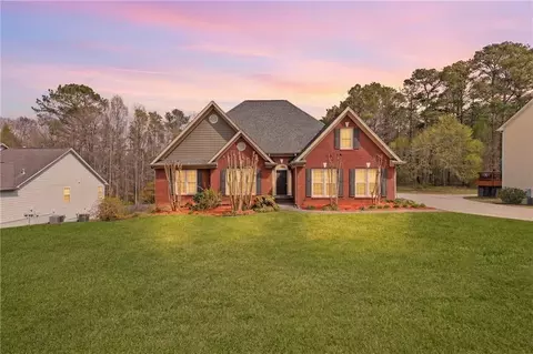 825 Harbor Bay Dr, Lawrenceville, GA 30045