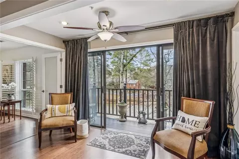 28206 Plantation Dr NE #206, Atlanta, GA 30324