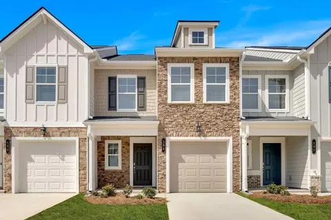 105 Village Green Dr #171, Adairsville, GA 30103