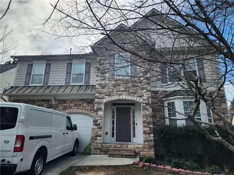 1402 Preserve Park Dr, Loganville, GA 30052