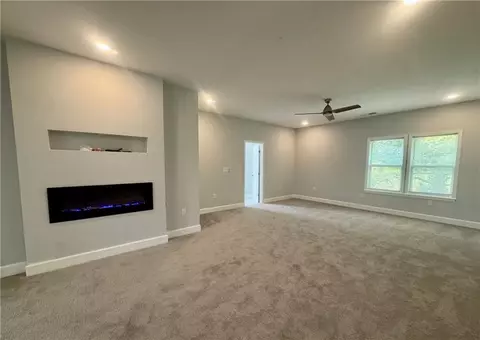 3700 Hudson Ct, Rex, GA 30273 photo 9