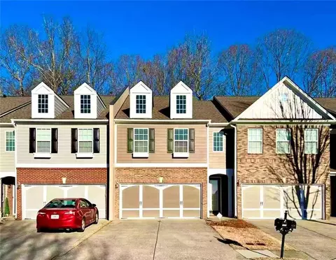 2652 Pierce Brennen Ct, Lawrenceville, GA 30043