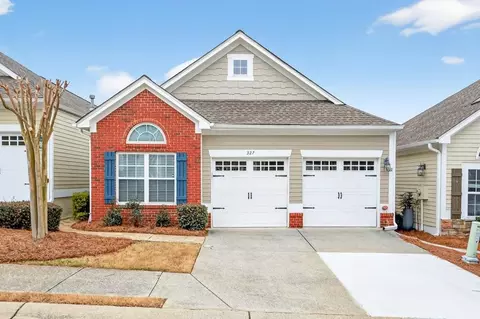 327 Acuba Vw, Woodstock, GA 30188