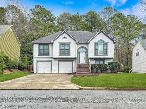 7138 Big Woods Dr, Woodstock, GA 30189