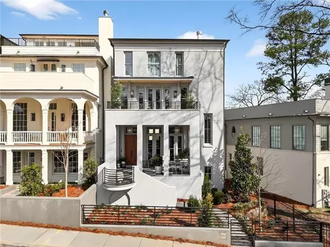 100 Sheridan Dr NE, Atlanta, GA 30305