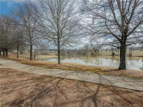 185 Hazelhurst Dr, Covington, GA 30016 photo 40