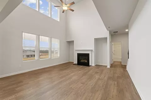 Living - 325 Arwen Dr, Mcdonough, GA 30252 photo 2 of 2