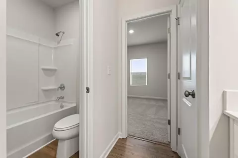 Entry Way - 325 Arwen Dr, Mcdonough, GA 30252 photo 3 of 7