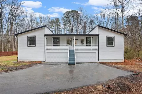 140 Indian Lake Dr, Hiram, GA 30141