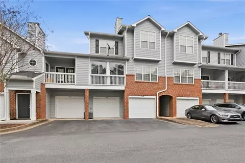 1006 Vinings Forest Ln SE #BLDG 10, Smyrna, GA 30080