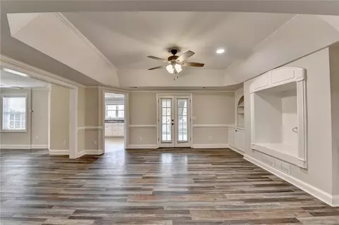 Living - 7590 Wentworth Dr, Duluth, GA 30097 photo 11 of 16