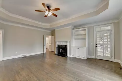 Living - 7590 Wentworth Dr, Duluth, GA 30097 photo 10 of 16