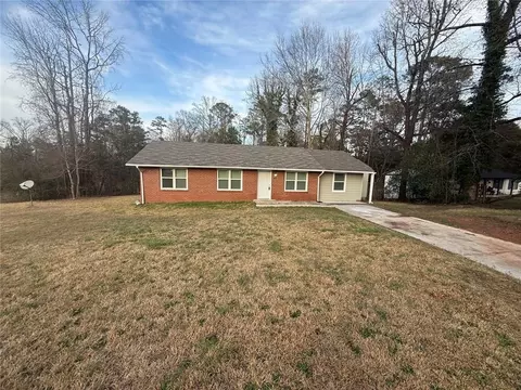 4141 Briarwood Dr, Macon, GA 31204