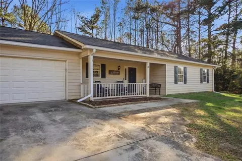 10 Stoneview Cir, Covington, GA 30016 photo 2