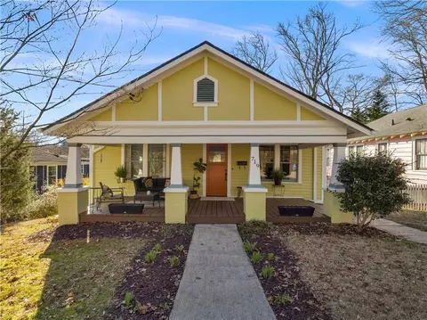 719 Stokeswood Ave SE, Atlanta, GA 30316