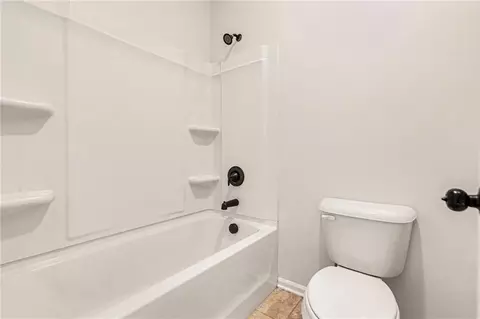 Bath - 75 Fanleaf Dr, Fairburn, GA 30213 photo 1 of 3