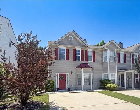 4843 Timber Hills Dr, Oakwood, GA 30566