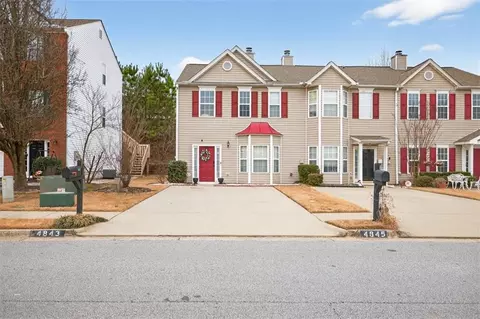 4843 Timber Hills Dr, Oakwood, GA 30566