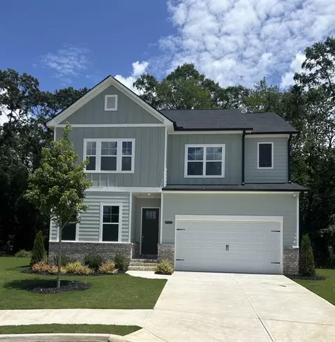 405 Crimson Feather Dr, Jefferson, GA 30549
