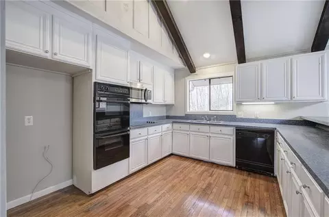 Kitchen - 30 Tamarack Ct, Jasper, GA 30143 photo 1 of 5