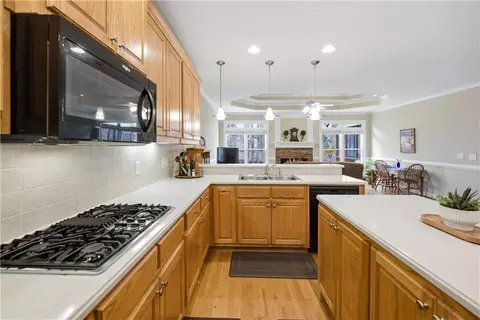 Kitchen - 2978 Legislative Ln, Buford, GA 30519 photo 5 of 6