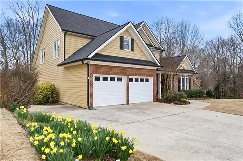 Exterior - 2978 Legislative Ln, Buford, GA 30519 photo 4 of 18