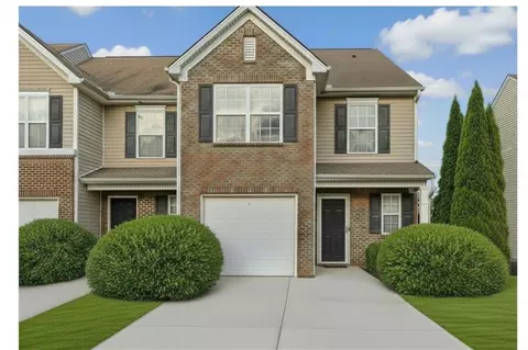 278 Alcovy Walk Dr, Lawrenceville, GA 30045