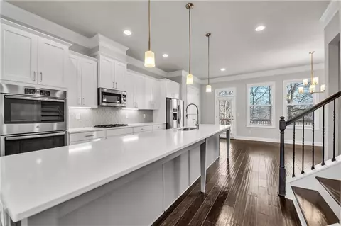 Kitchen - 2006 Raven Way, Chamblee, GA 30341 photo 1 of 2