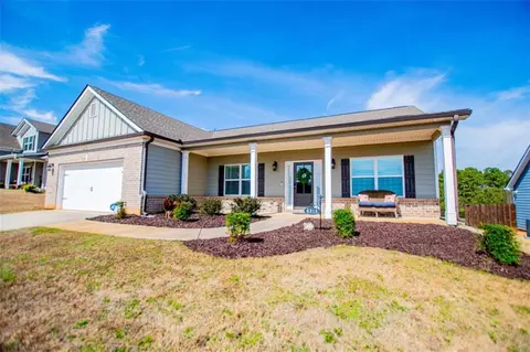 8818 St Andrews Pkwy, Winston, GA 30187