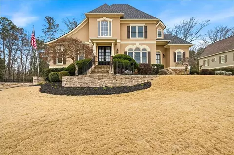 8550 Lake Forrest Dr, Douglasville, GA 30134