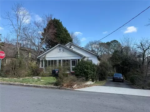 3906 Market St, Clarkston, GA 30021