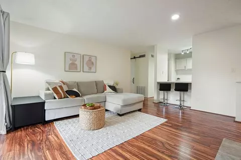 706 Cumberland Ct SE, Smyrna, GA 30080