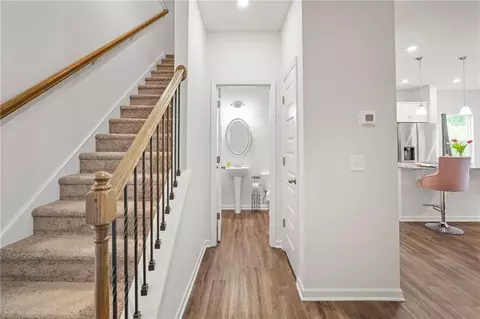 Entry Way - 10 Kane Dr, Jasper, GA 30143 photo 3 of 7
