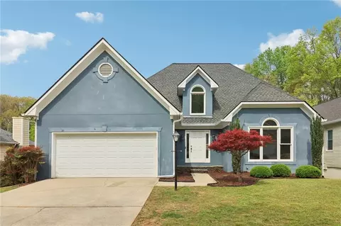 145 Glen Holly Dr, Roswell, GA 30076