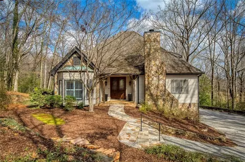 50 Glen Oaks Dr NW, Sandy Springs, GA 30327